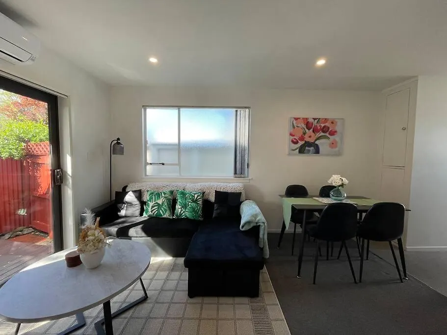 Cosy And Stylish Single Level 2 Bed Home Near Cbd 基督城 度假居